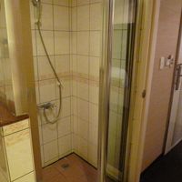 シャワーブースもあった