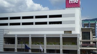 大和ミュージアムに隣接している大型商業施設