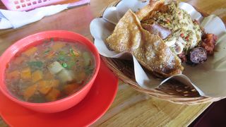 外国人観光客が多い店です。