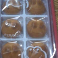 6個入りの様子。デザインは通常のカエルまんじゅうと同じですね