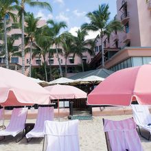 女性に人気のロイヤルハワイアン　ピンクです。