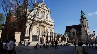 ヴァヴェル城手前ですがちょっと立ち止まって