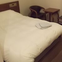 ダブルベッド。