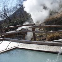 鬼面山を見ながらの豪快な湯浴みが最高です