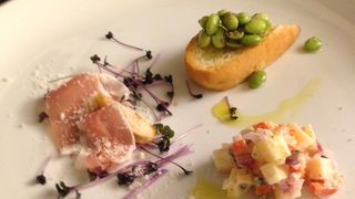 レストラン 三ッ石