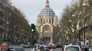 マルゼルブ大通り　　マドレーヌ広場から延びる大通り