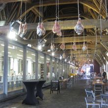 中はレストラン