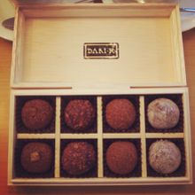 木箱に入っています