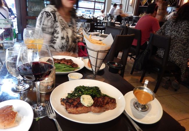 ニューヨークで絶品のステーキとワイン・マディソン ヴァイン