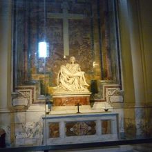 本物は大聖堂内にあり