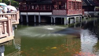 昔のお金持ちの庭園