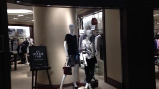 最近見かける事の多いお店!!