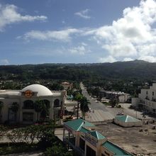 ハファダイ ビーチ ホテルから看板が見えます