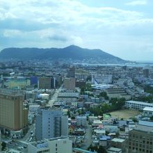 函館山もみえます！