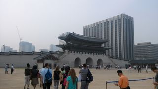 韓国の名節に来たら人が本当に多かったです。