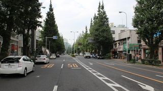 白金の洒落た通り