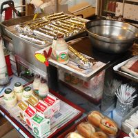 ホテルから出てすぐに朝だけ出る屋台