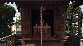 デパートの屋上に‥