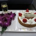 タイ国際航空でオーダーしたアニバーサリーケーキ