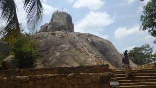 スリランカに最初に仏教が伝えられたとされる地