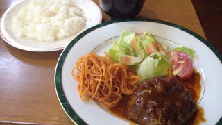 小倉駅北口の喫茶店です