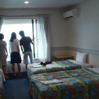 4台のベッドを入れても十分な広さ