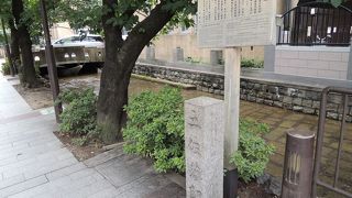 武市半平太、中岡慎太郎、後藤象二郎、坂本龍馬らが出入りした土佐藩邸