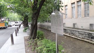 新しい娯楽・芸術産業の始まりでもあった