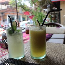 ライムジュ−スとアップルジュ−ス