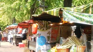 若い子向けのショップがたくさん！