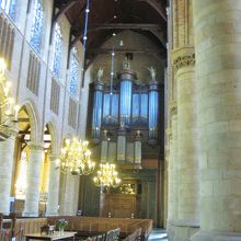 白井柱とパイプオルガン