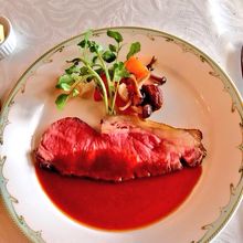 ハロウィンスペシャルランチコース ローストビーフ90g