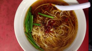 活気に溢れる中華料理店