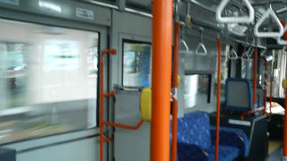 車窓から気仙沼の港や奇跡の一本松も見えます