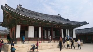 景福宮思政殿の付属建物