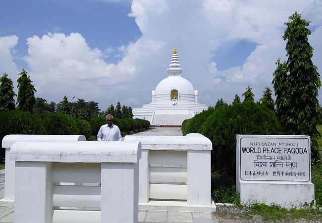 日本山妙法寺