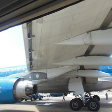 ホーチミンとハノイは到着も出発も沖止めでした