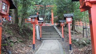 女性の神様であり、縁結びにご利益あるとか