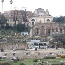 フォロ・ロマーノがよく見える