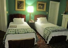 タフト ブリッジ イン 写真