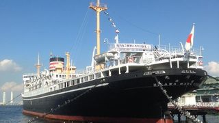 波乱の歴史を歩んだ氷川丸の航跡が偲ばれます。