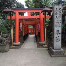 上野公園内の神社
