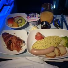 朝食