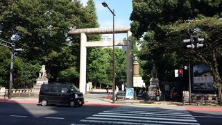 朝6時から参詣できる