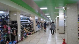 釜山地下商店街　　雨の日には便利