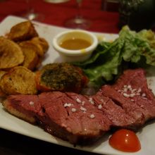 フォアグラは前菜、今晩のメインはこちら！