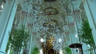 期間限定で素敵な飾り付けが！