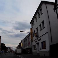 道路沿いだが、夜の静けさはまずまず