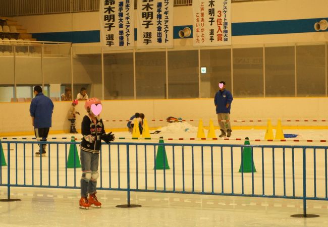 鈴木明子選手が所属するスケート場です。【邦和スポーツらんど】