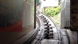 1本待ってでも座りましょう